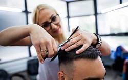 Handara Unfallversicherung, Unfallversicherung Friseur