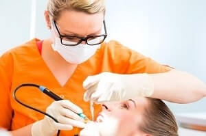 Zahnbehandlung, Zahnersatzversicherung, Zahnzusatzversicherung